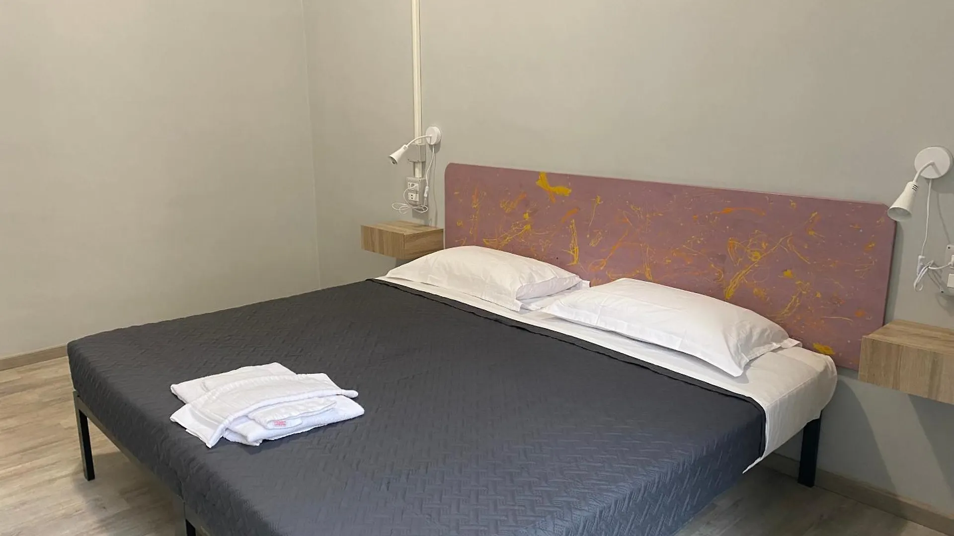 Pensjonat Eureka Rooms Rzym Włochy